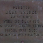 Pamětní deska 1 Pamětní deska památce Jana Antona